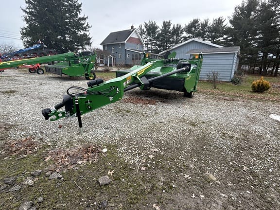 Main image John Deere S300