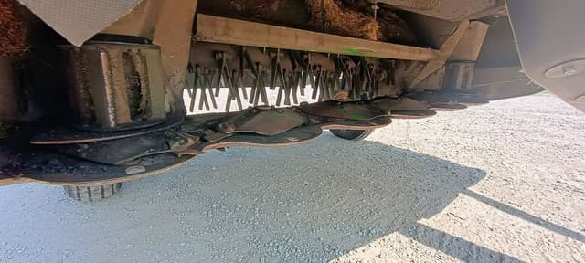 Image of John Deere S300 equipment image 1