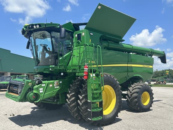 Image of John Deere S760 Primary image