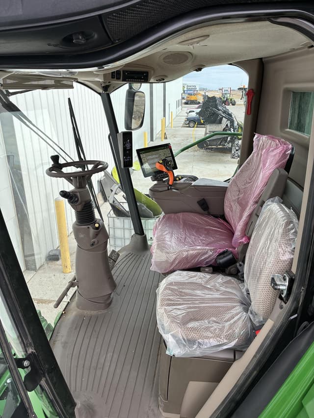 Image of John Deere S760 equipment image 4