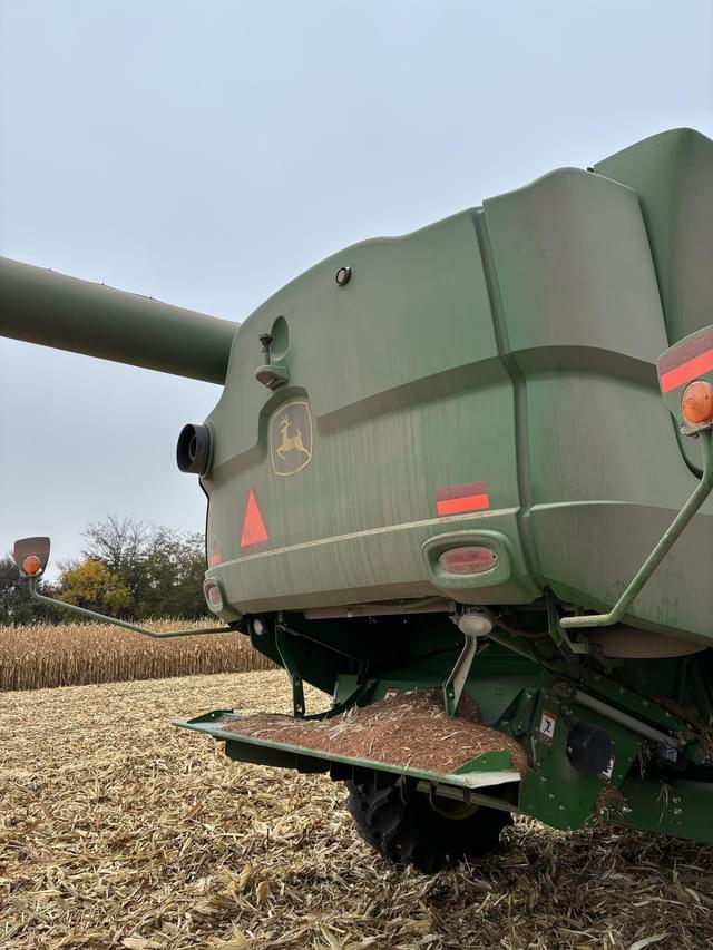 Image of John Deere S760 equipment image 3