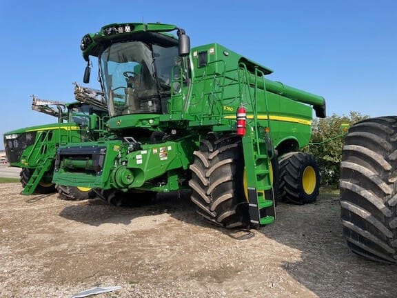 2024 John Deere S760 Equipment Image0