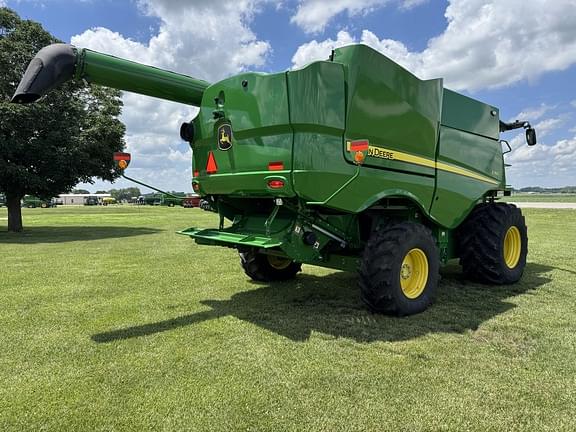 Image of John Deere S760 equipment image 4