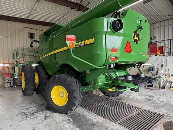 Image of John Deere S760 equipment image 4