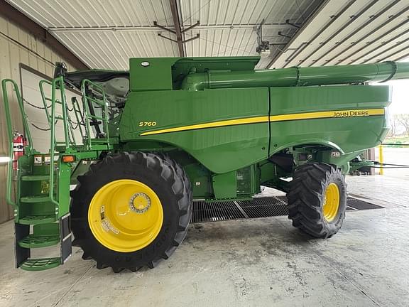 Image of John Deere S760 Primary image