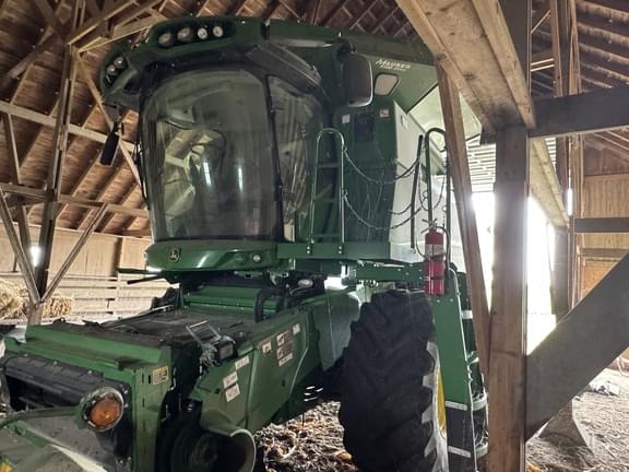 Image of John Deere S760 equipment image 1