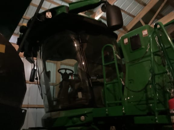 2024 John Deere S760 Equipment Image0