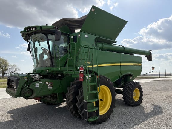 2024 John Deere S760 Equipment Image0