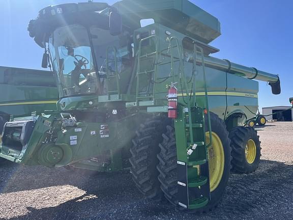 Image of John Deere S760 equipment image 1