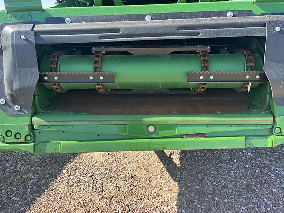 Image of John Deere S760 equipment image 4