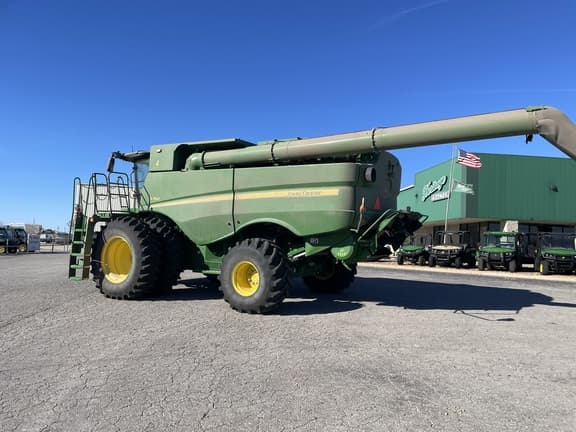 Image of John Deere S760 equipment image 4