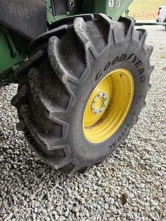 Image of John Deere S760 equipment image 4