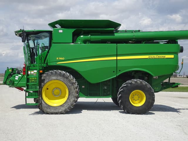 Image of John Deere S760 equipment image 2