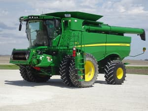 2024 John Deere S760 Image