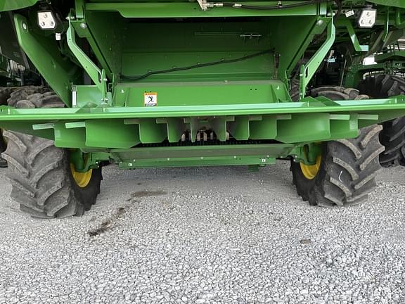 Image of John Deere S760 equipment image 4