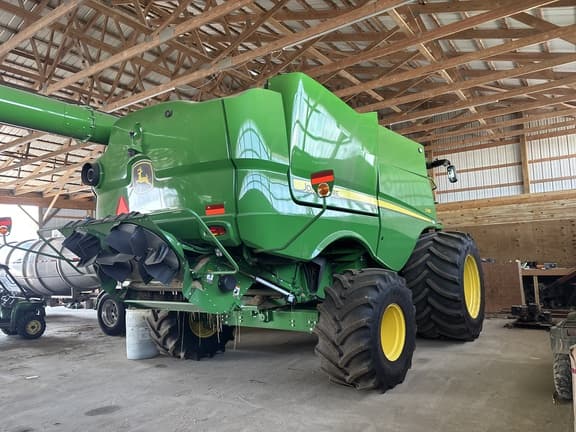 Image of John Deere S760 equipment image 2