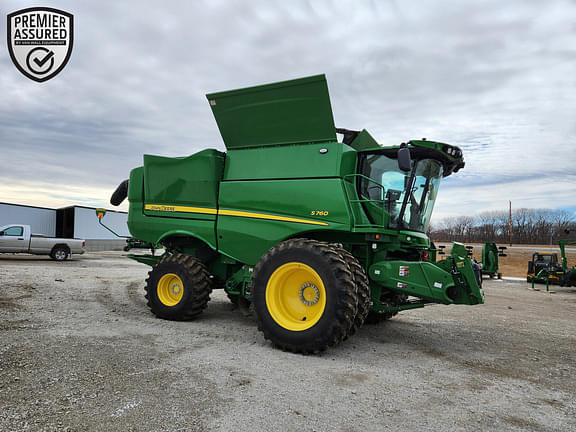 Image of John Deere S760 equipment image 1
