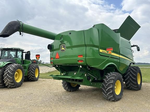 Image of John Deere S760 equipment image 3