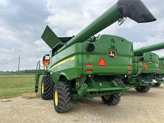 Image of John Deere S760 equipment image 2