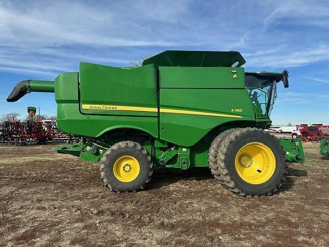 Image of John Deere S760 Primary image