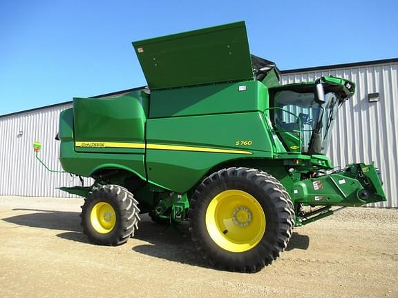 Image of John Deere S760 Primary image