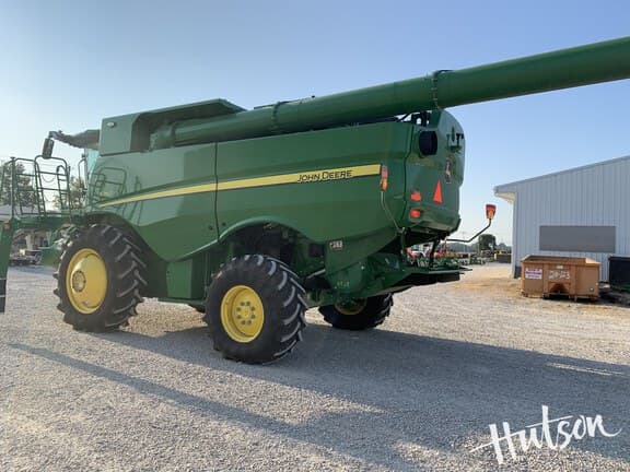 Image of John Deere S760 equipment image 2
