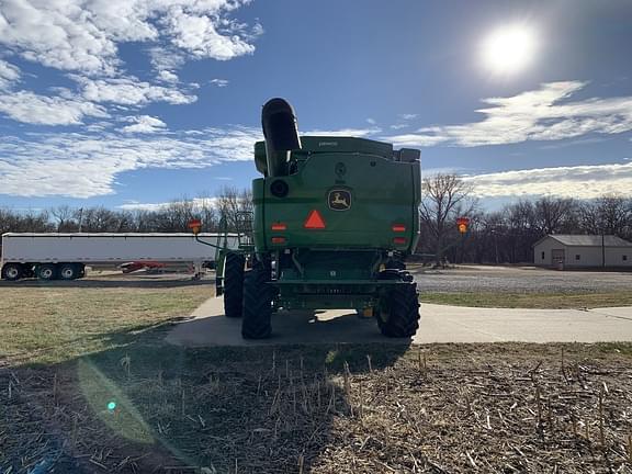 Image of John Deere S760 equipment image 2