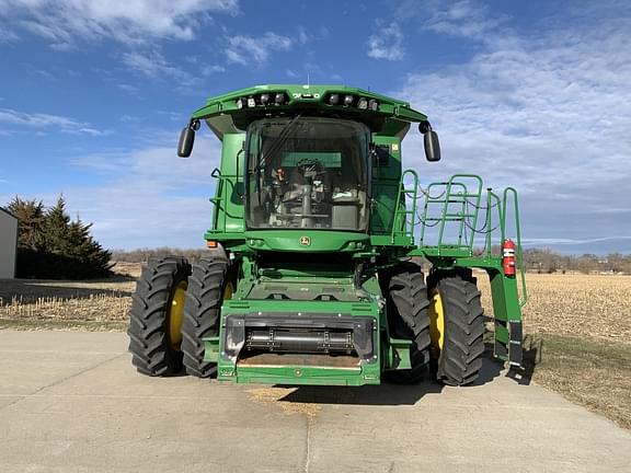 Image of John Deere S760 equipment image 1