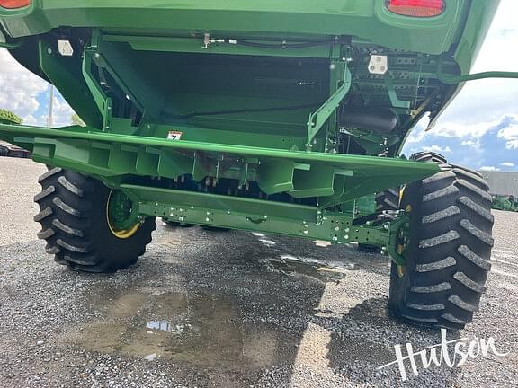 Image of John Deere S760 equipment image 4