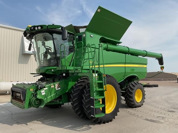 Image of John Deere S770 Primary image