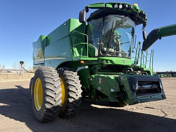 Image of John Deere S770 equipment image 1
