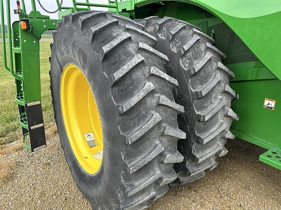 Image of John Deere S770 equipment image 4