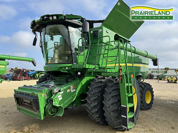 Image of John Deere S770 Primary image