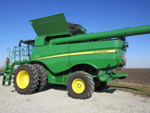 Image of John Deere S770 equipment image 4