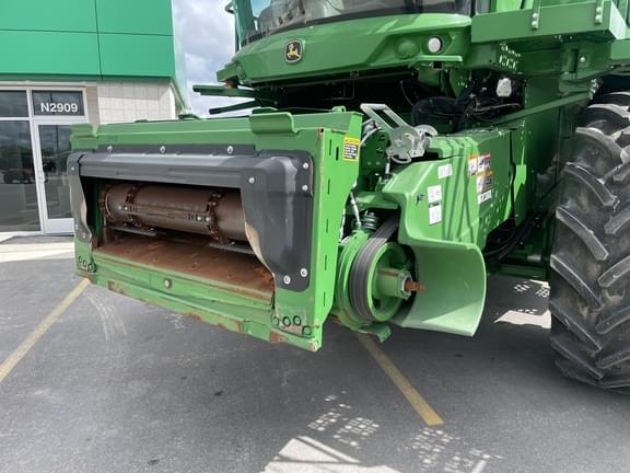 Image of John Deere S770 equipment image 3