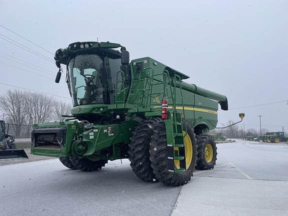 Image of John Deere S770 equipment image 4