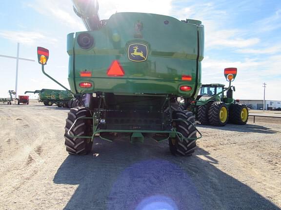 Image of John Deere S770 equipment image 3