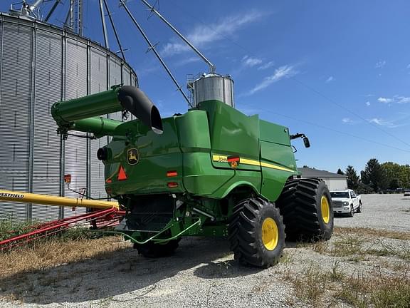 Image of John Deere S770 equipment image 4