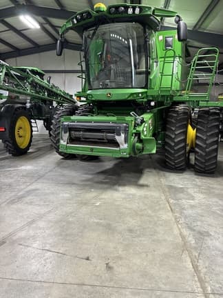 Image of John Deere S770 equipment image 1