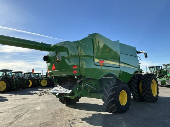 Image of John Deere S770 equipment image 4