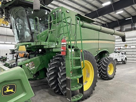 Image of John Deere S770 Primary image