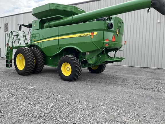 Image of John Deere S770 equipment image 3