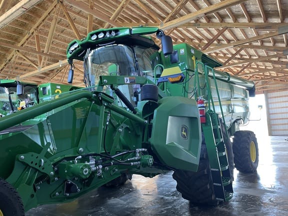 2024 John Deere S770 Equipment Image0