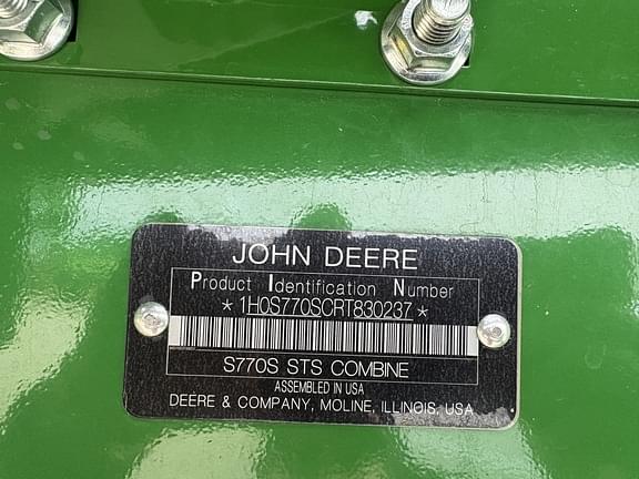 Image of John Deere S770 equipment image 4