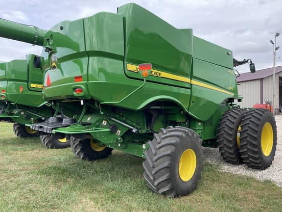Image of John Deere S770 equipment image 4