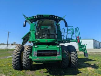 Image of John Deere S770 equipment image 4