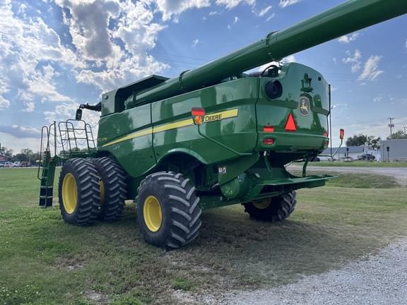 Image of John Deere S770 equipment image 4