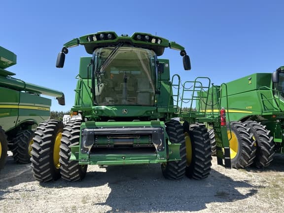 Image of John Deere S770 equipment image 1
