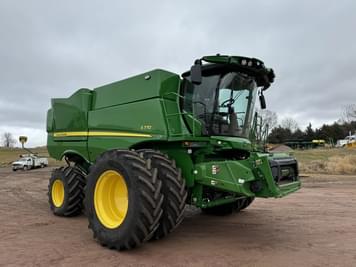 Main image John Deere S770