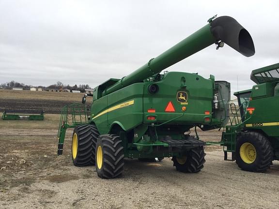 Image of John Deere S770 equipment image 2